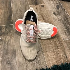 New Balance FuelCore Coast v4 City Stealth Size 8